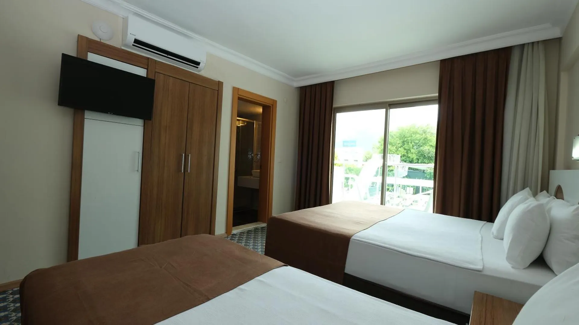 The Nix Hotel Kemer Antalya 4*,